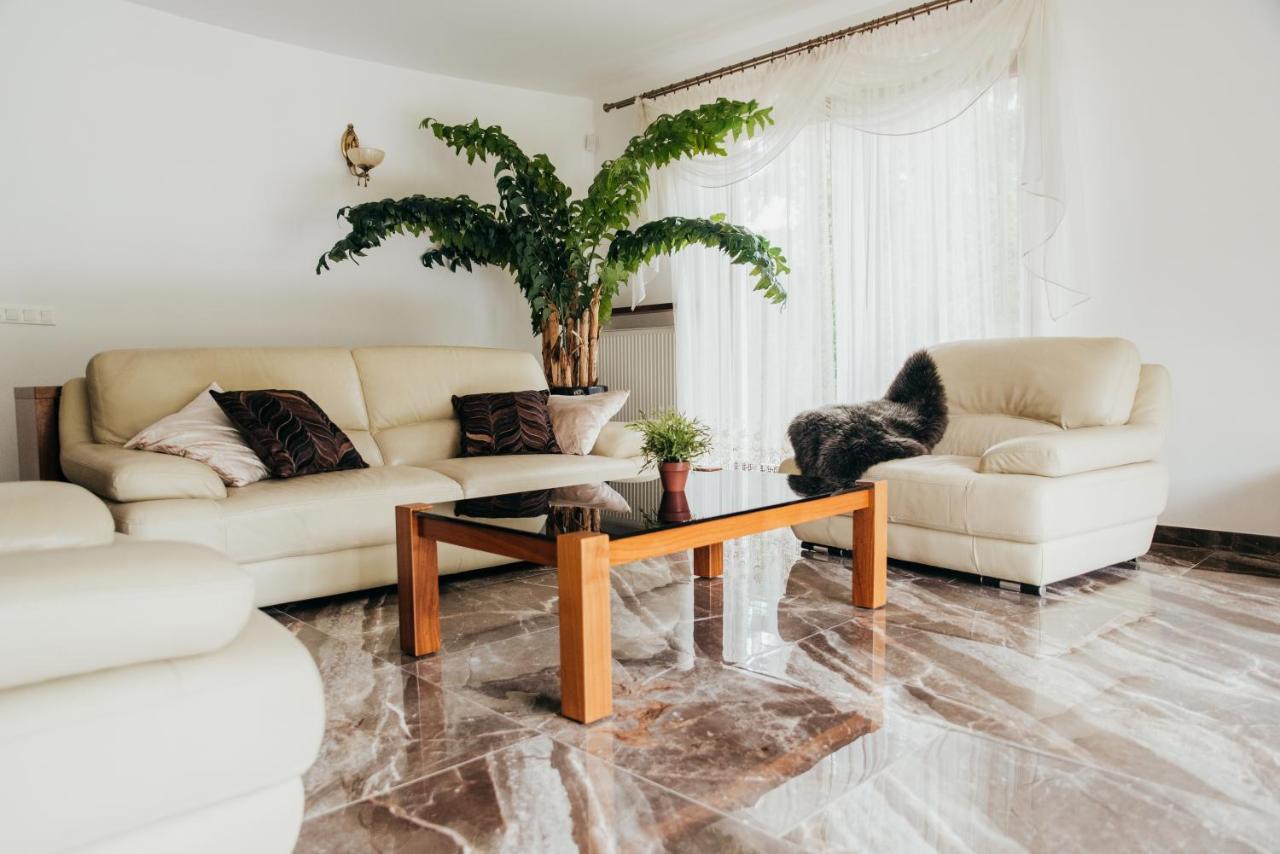 Zarabie Residence Myslenice Luaran gambar