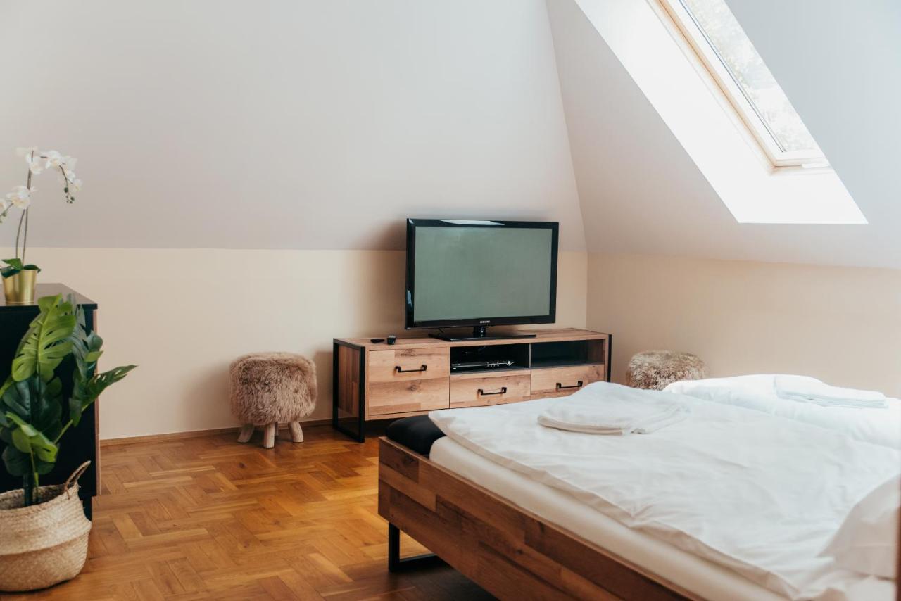 Zarabie Residence Myslenice Luaran gambar